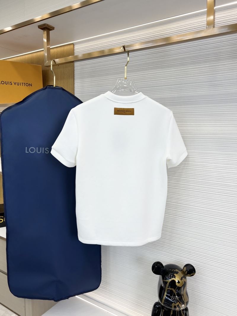 Unclassified Brand T-Shirts